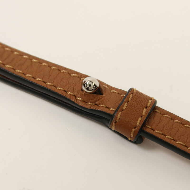 LOEWE 牛皮皮革Shoulder Bag銀扣肩背袋-7