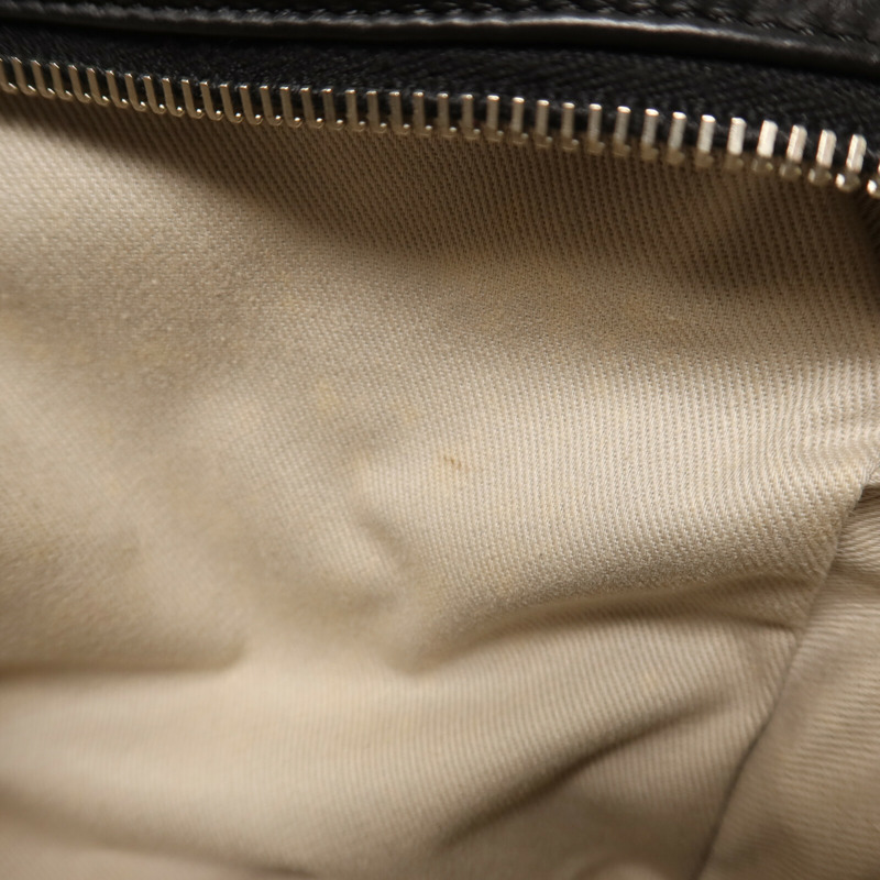 CHANEL 牛皮皮革Chain Shoulder銀扣鏈帶肩背袋-16