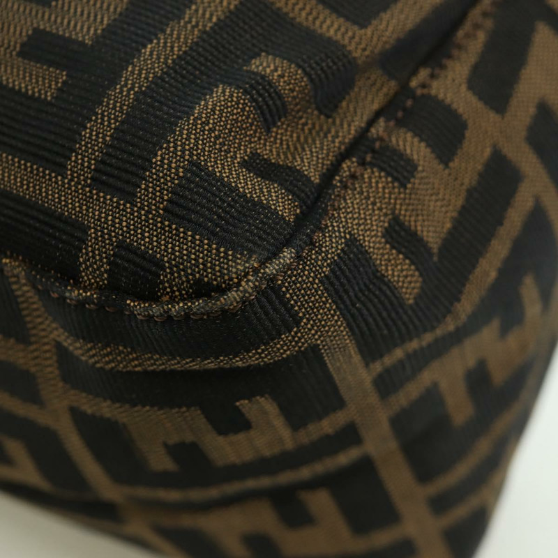 【日本直送】FENDI Zucca帆布Mamma Baguette單肩包 棕色/黑色 正品 YKZ037SAV-17