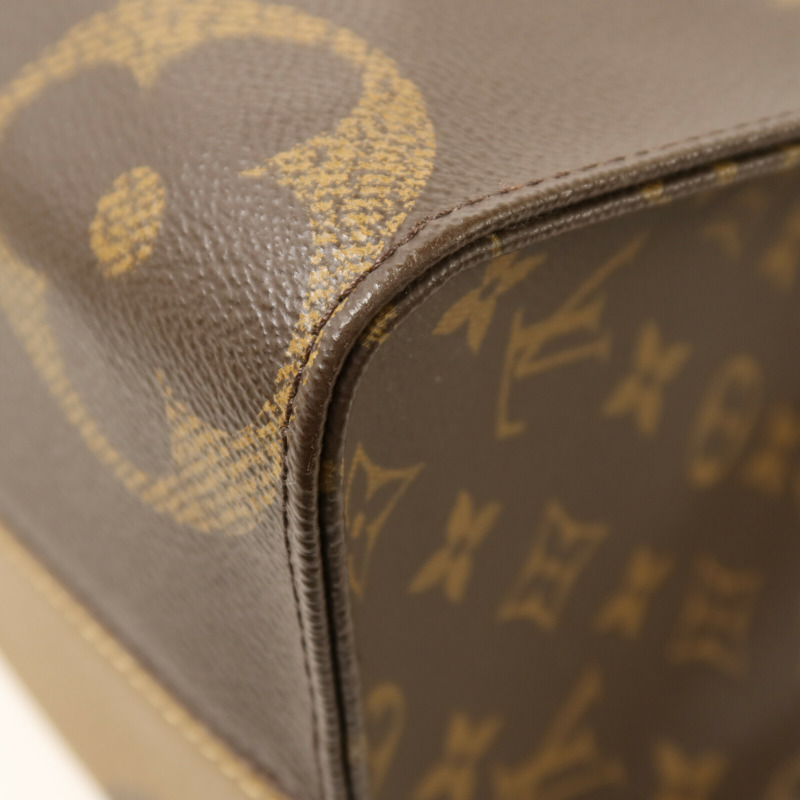 LOUIS VUITTON Monogram Giant/Monogram Reverse On The Go MM金扣手挽肩背兩用袋-11