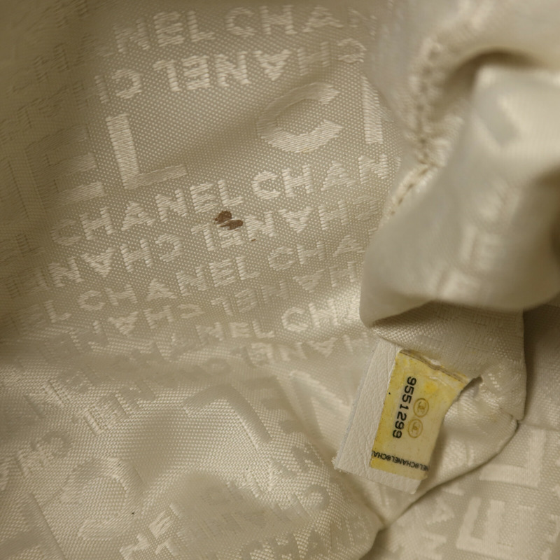 CHANEL 羊皮皮革Chain Shoulder銀扣鏈帶肩背袋-23