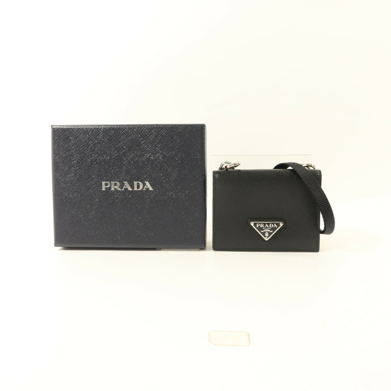 PRADA Saffiano皮革Card Case With Strap銀扣卡片套-9