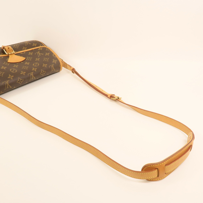LOUIS VUITTON Monogram Sologne金扣肩背袋-7