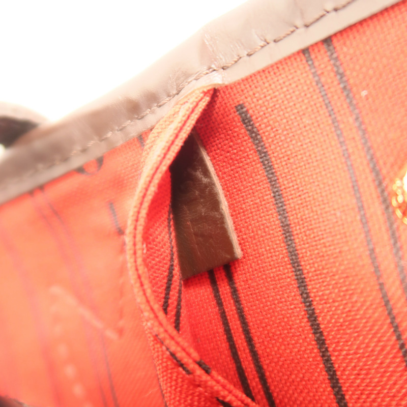 LOUIS VUITTON Damier Neverfull PM金扣手挽袋-7