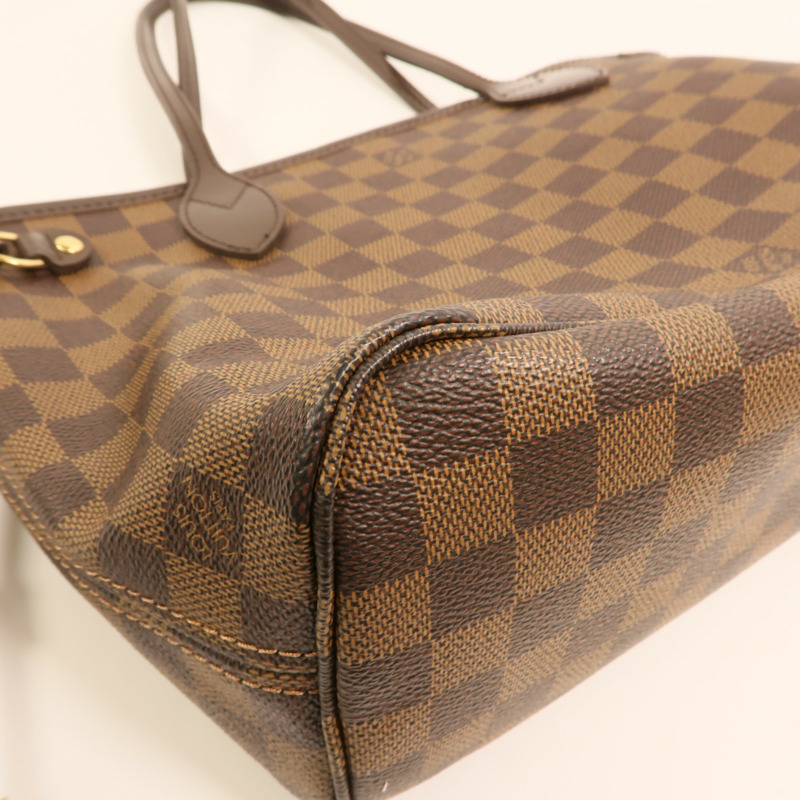 LOUIS VUITTON Damier Neverfull PM金扣手挽袋-11
