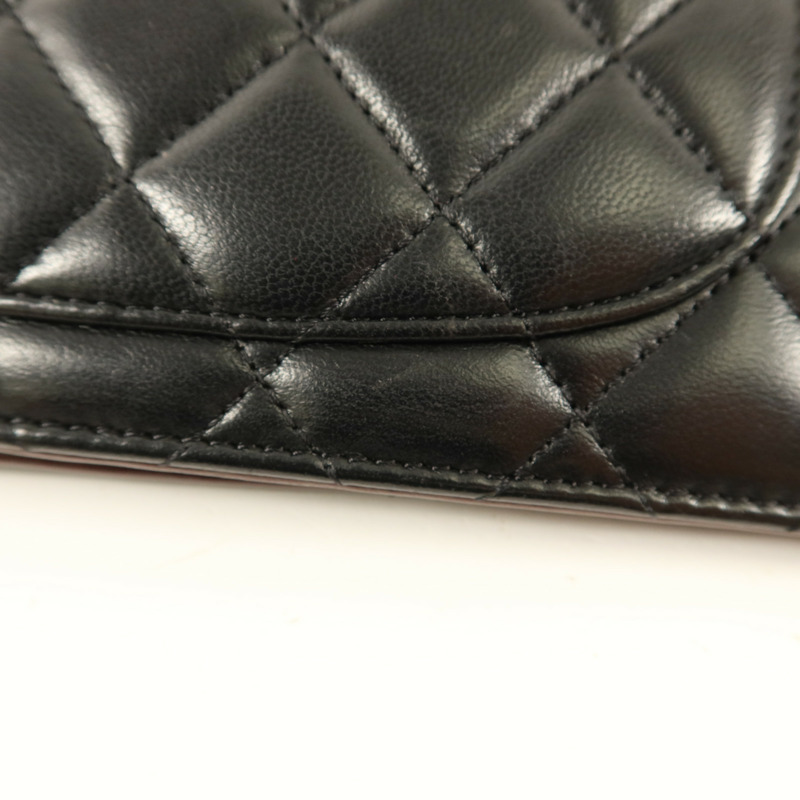 CHANEL 羊皮皮革Long Bifold Wallet銀扣長錢包-17
