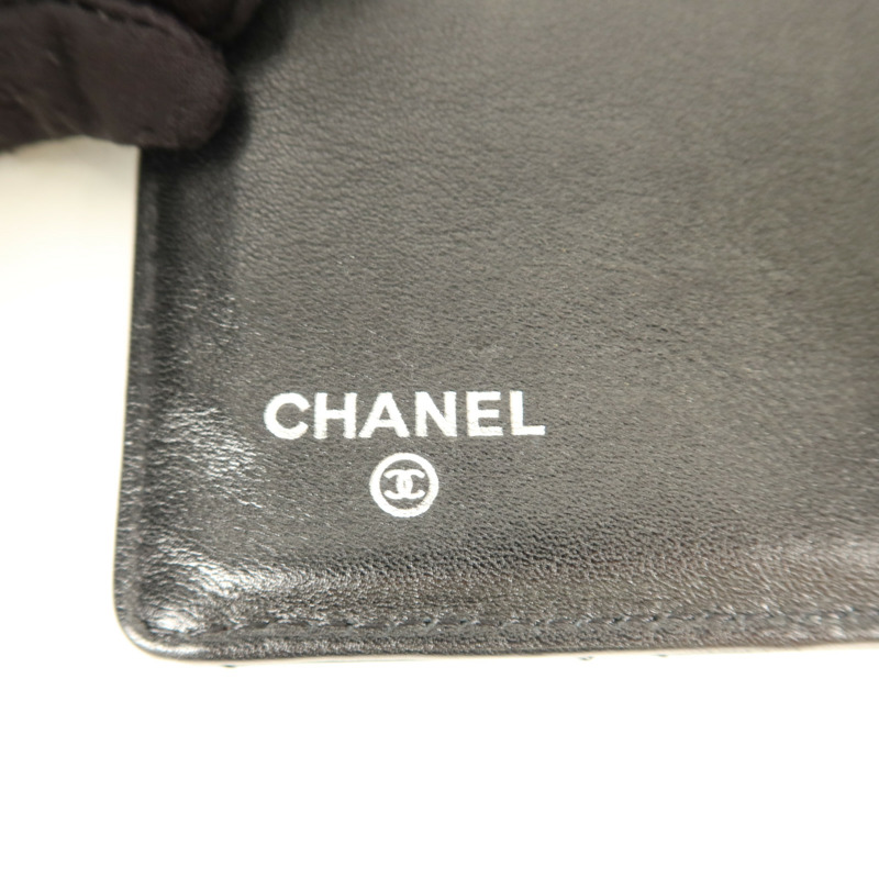 CHANEL 漆皮皮革Long Bifold Wallet銀扣長錢包-6