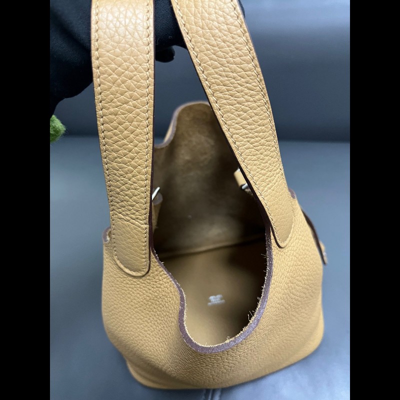 HERMES Picotin 18 菜籃子
餅乾色4B 銀扣-17