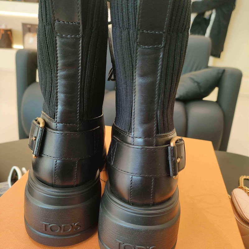 TODS 托德斯 黑色厚底靴 馬丁靴 37碼 附件：盒子-2