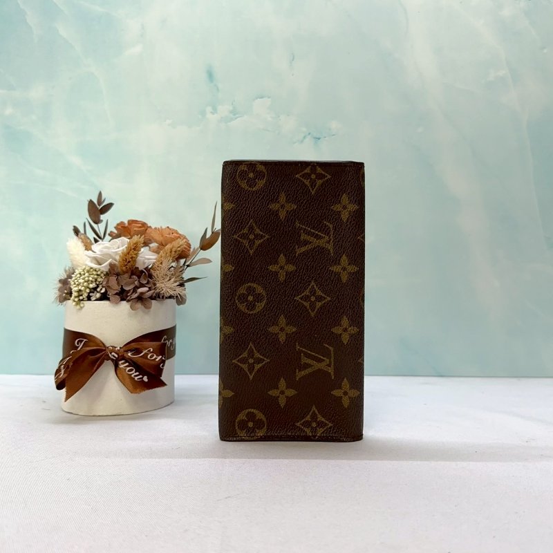 LV Monogram翻蓋長夾-1