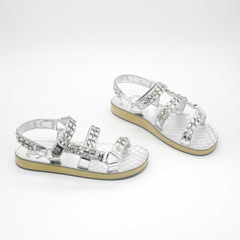 閒置新Chanel 香奈兒 銀色鏈條涼鞋 女款36.5碼 附件：有盒-1