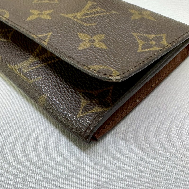 LV Monogram翻蓋長夾-8