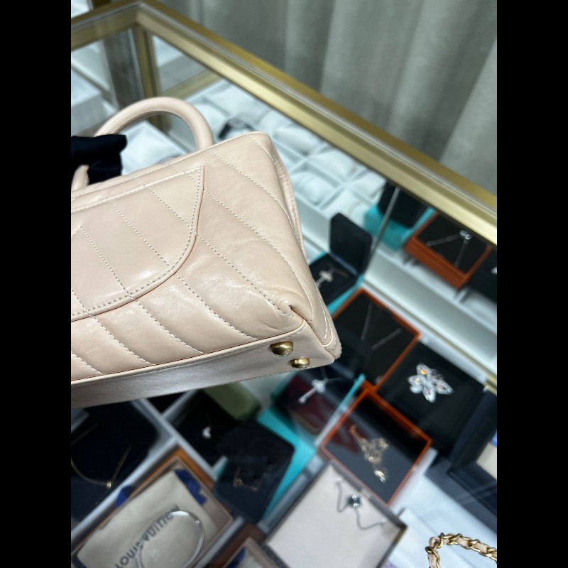 Chanel V Sharp Coco Handle Small 小號 裸粉色-16
