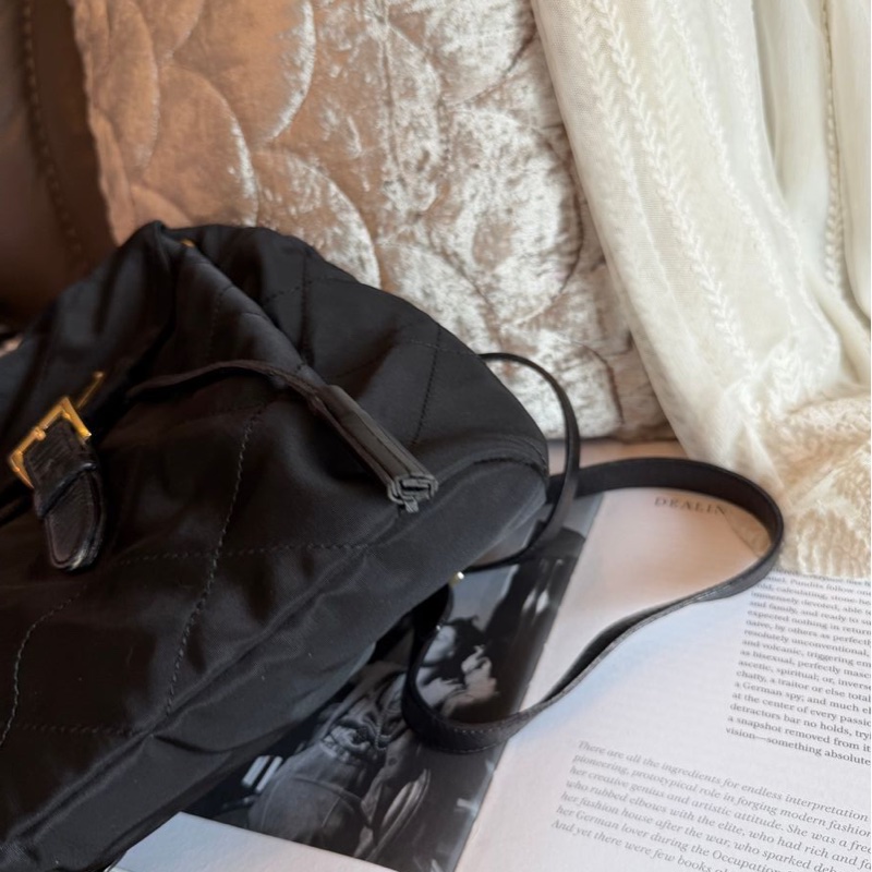 普拉達 黑色尼龍菱格紋背包 後背包 背囊 雙肩包 中古 包包 prada black nylon backpack-6