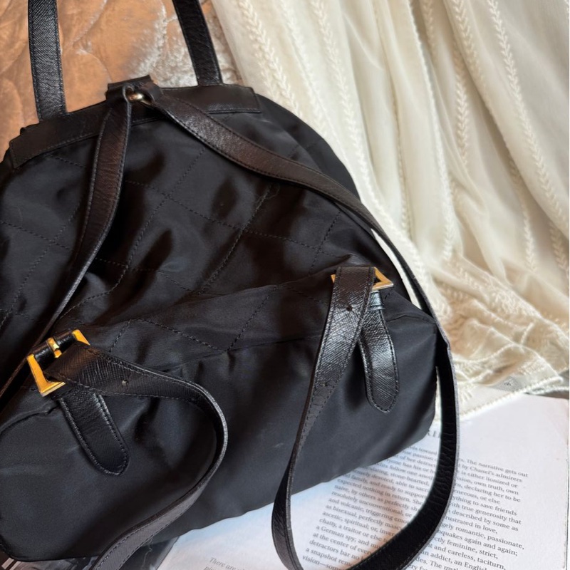 普拉達 黑色尼龍菱格紋背包 後背包 背囊 雙肩包 中古 包包 prada black nylon backpack-14