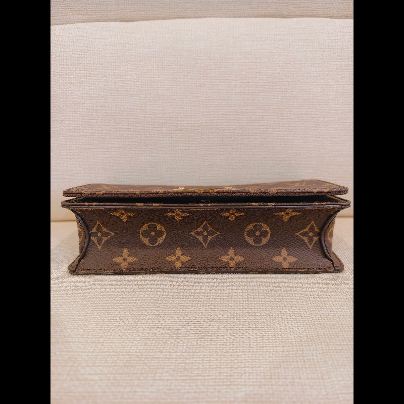 LV lily Woc-2