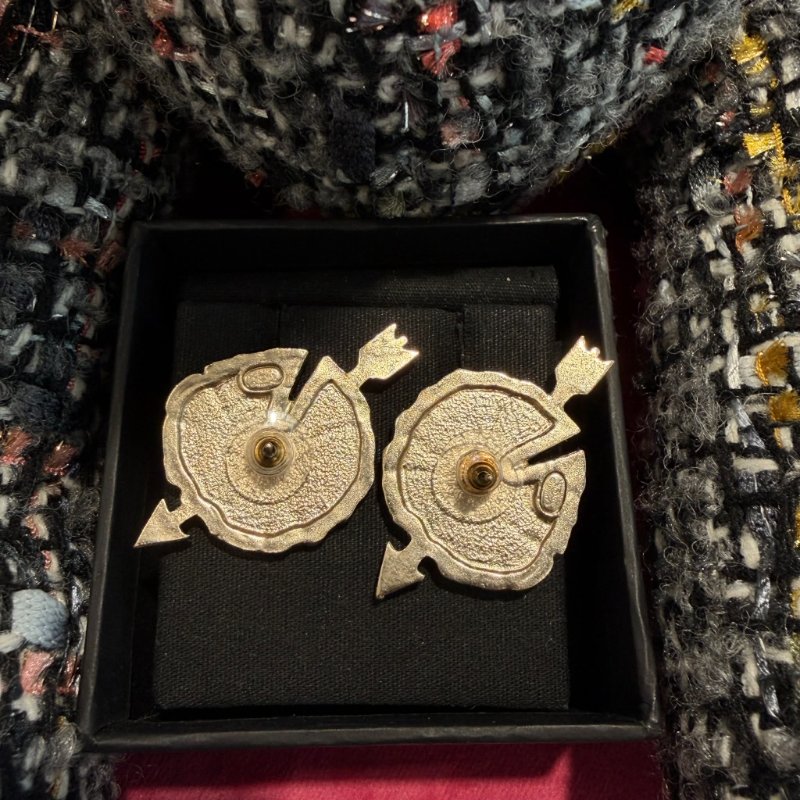 CHANEL 水鑽愛心穿劍耳環-4