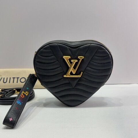 LV New Wave Heart肩背愛心包