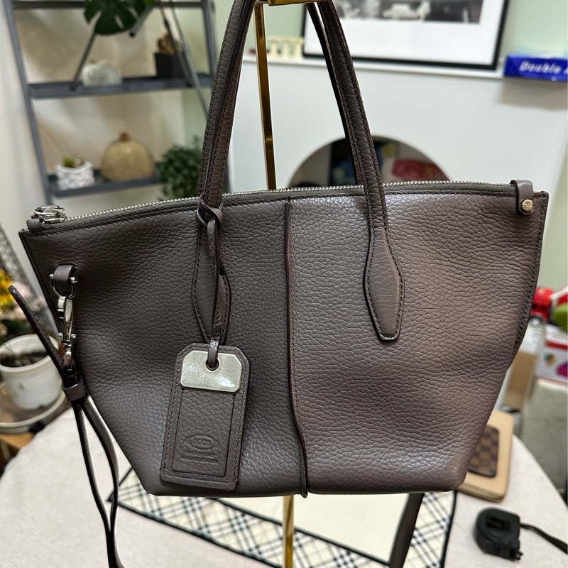 TOD’S 藕色牛皮斜背包-0