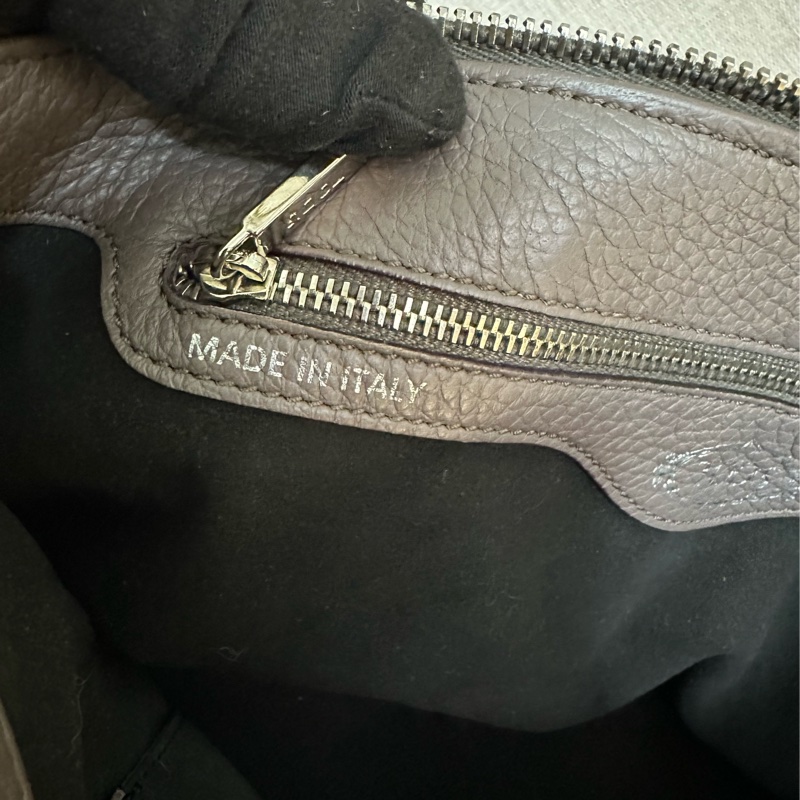 TOD’S 藕色牛皮斜背包-27