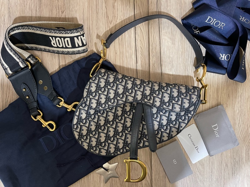 Dior經典緹花馬鞍包+背袋（原價整個18萬多現在出清價）-3