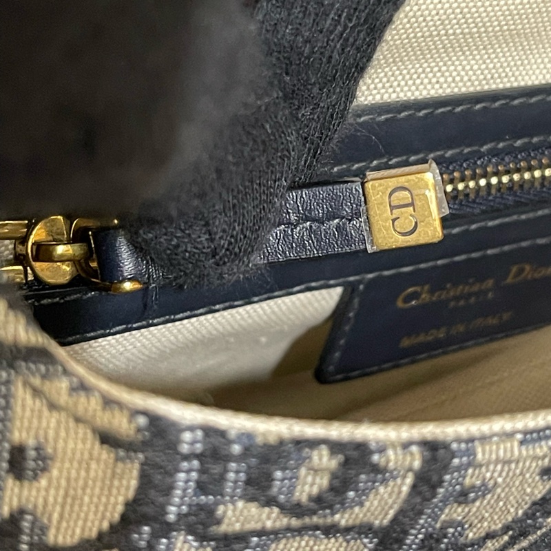 Dior經典緹花馬鞍包+背袋（原價整個18萬多現在出清價）-15