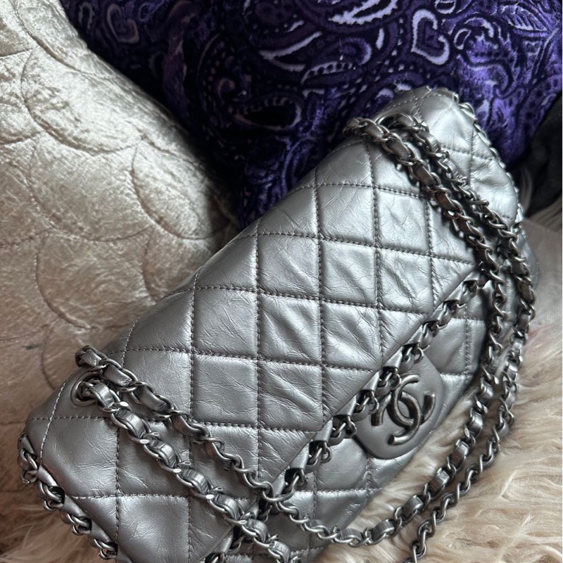 香奈兒包 翻蓋包 鏈條包 菱格cf 側背包  斜背包  銀色 復古感 皮革包 包包 皮革包 二手包 中古包 二手 chanel classic single flap silver calfskin chain 29cm-9
