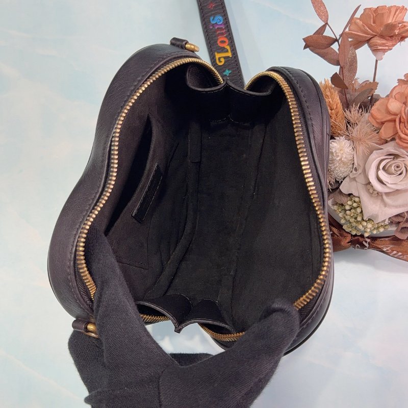 LV New Wave Heart愛心肩背包-4