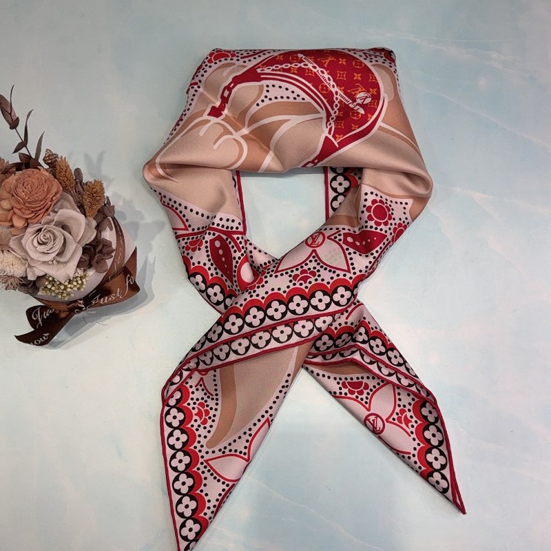 LV 全新Precious Rabbit 70方巾-3