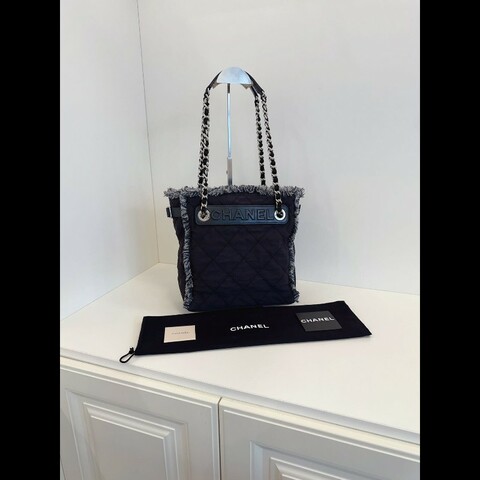 Chanel tote