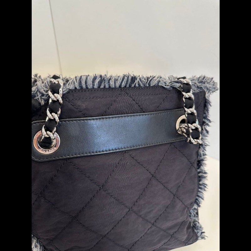 Chanel tote-3