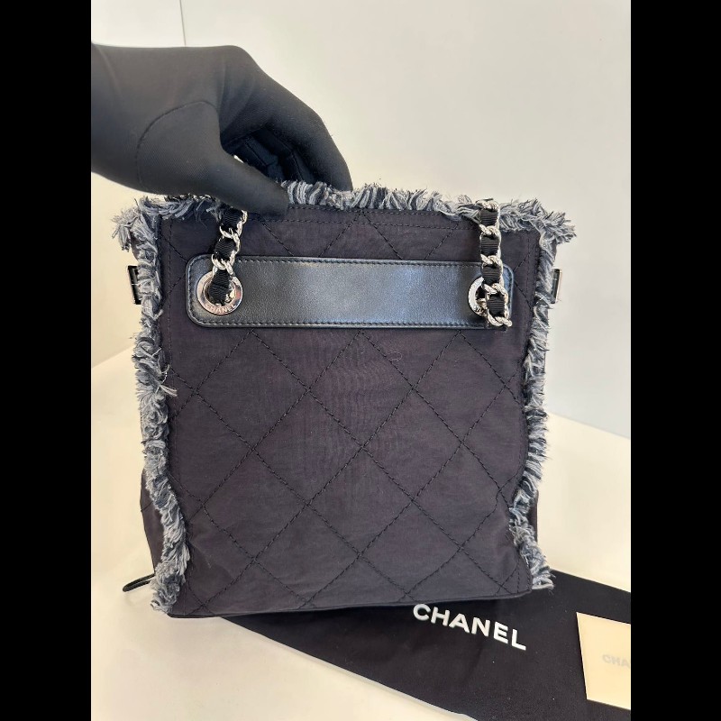 Chanel tote-4