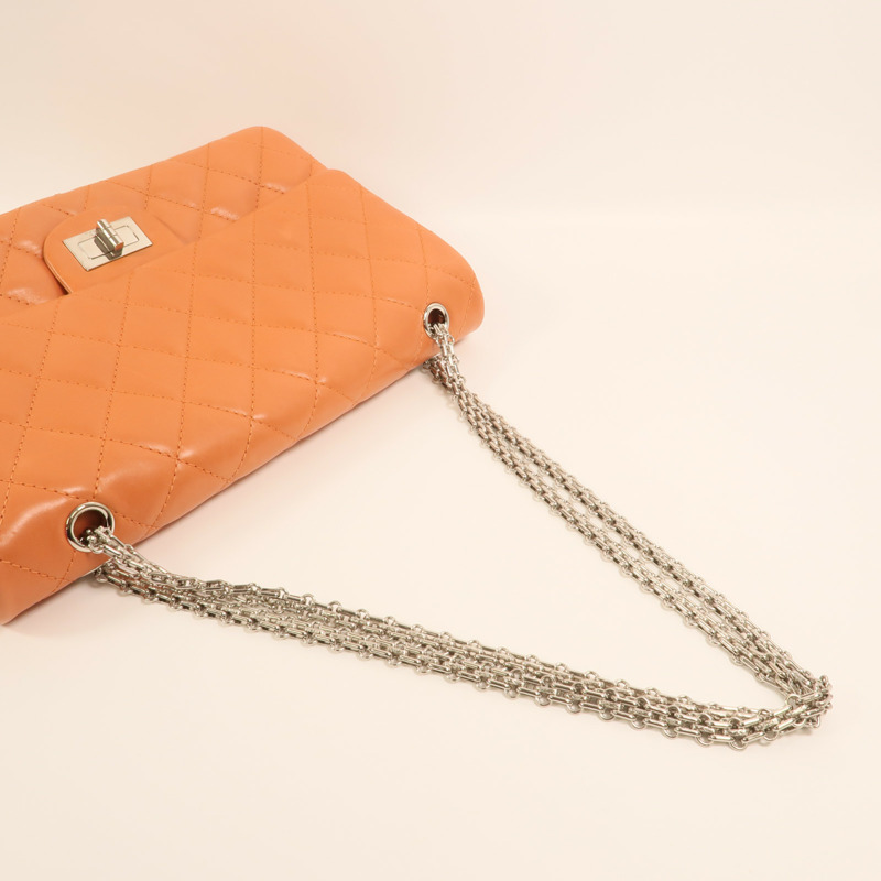 CHANEL 羊皮皮革2.55 Jumbo銀扣鏈帶肩背袋-8