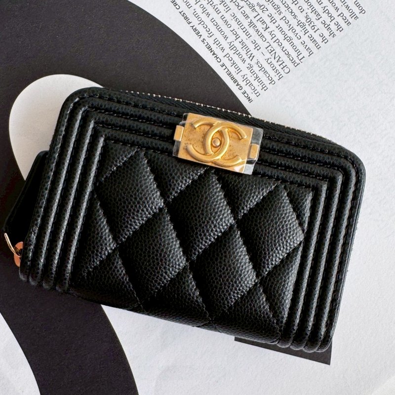 🎊誰還沒買這個🎊全新商品 Chanel 黑色金BOY拉鍊零錢包-0