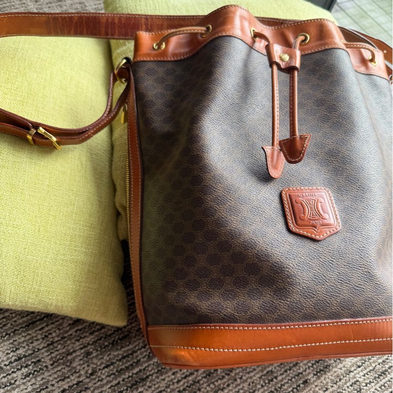 思琳 賽林 老花 水桶包 斜挎包 斜背包 側背包 中古孤品 Celine Macadam bucket bag 啡色老花 水桶袋 凱旋門-4