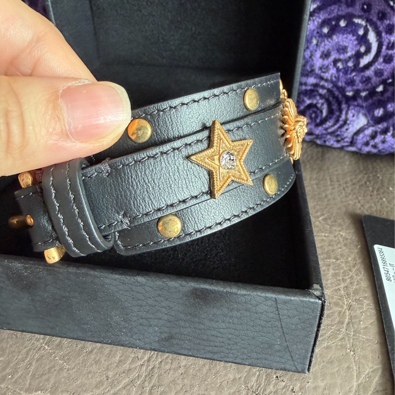 范思哲  黑色 黑色皮革 美杜莎頭  V牛仔風雙環繞手鐲  手環 versace black bracelet-9