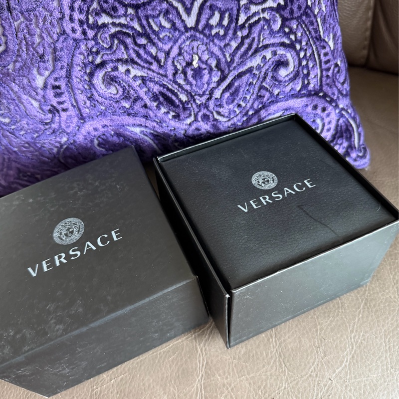 范思哲  黑色 黑色皮革 美杜莎頭  V牛仔風雙環繞手鐲  手環 versace black bracelet-21