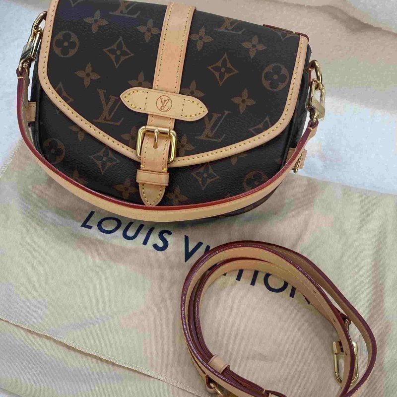 LV 原花雙面雙子星Saumur BB肩背包-10