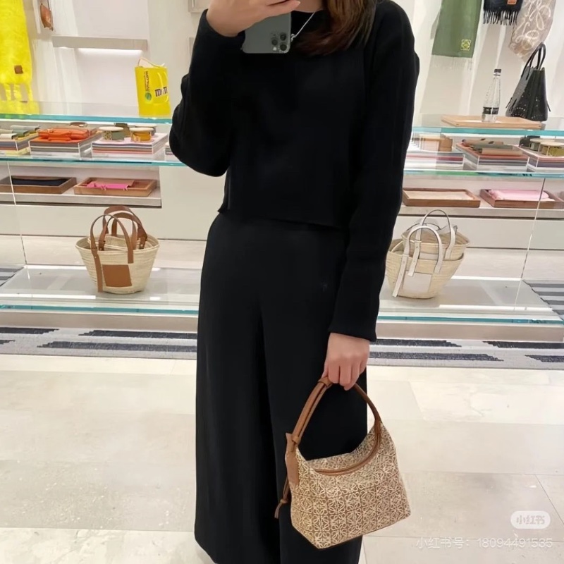 Loewe Cubi 棕色 老花 帆布拼牛皮 小號 飯盒包20.5*12.5*17  95新 配件塵袋-0