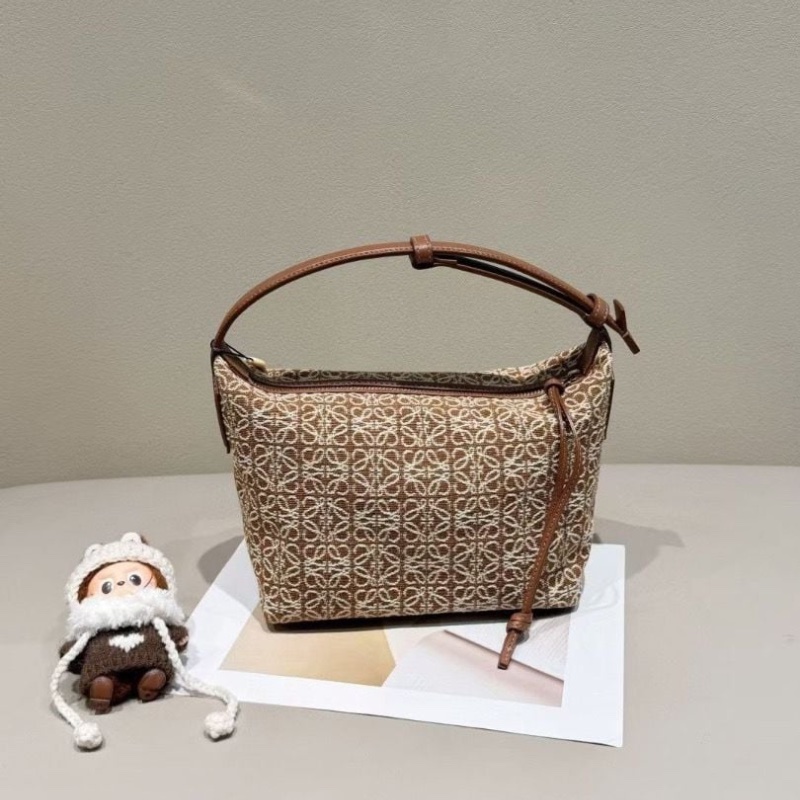 Loewe Cubi 棕色 老花 帆布拼牛皮 小號 飯盒包20.5*12.5*17  95新 配件塵袋-1