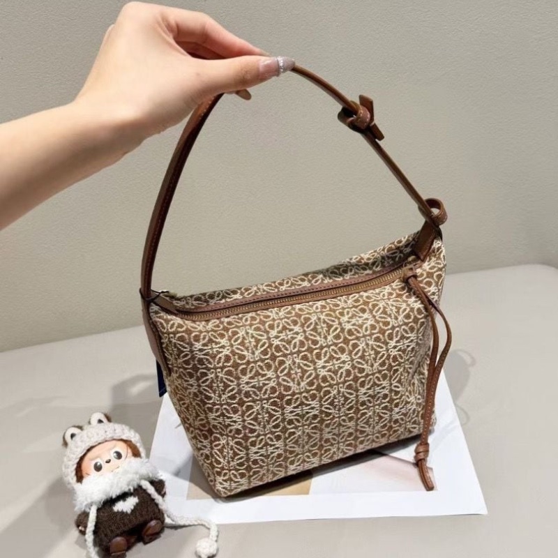 Loewe Cubi 棕色 老花 帆布拼牛皮 小號 飯盒包20.5*12.5*17  95新 配件塵袋-2