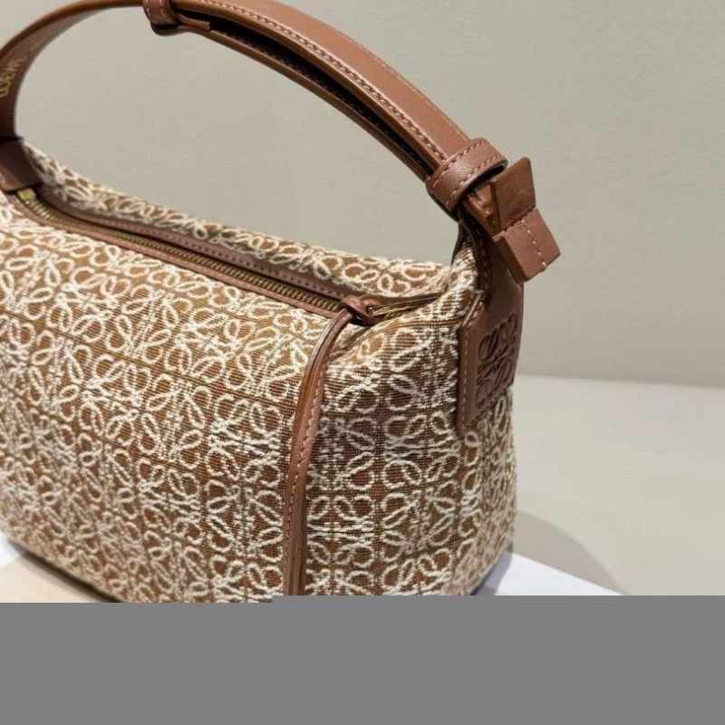 Loewe Cubi 棕色 老花 帆布拼牛皮 小號 飯盒包20.5*12.5*17  95新 配件塵袋-4