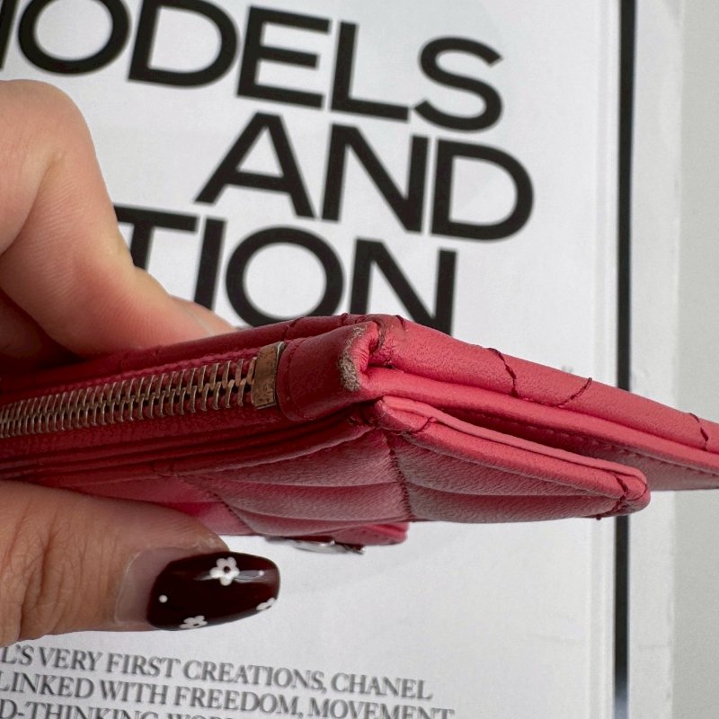 ‼️用過發現超好用 Chanel 粉色菱格銀雙C卡片零錢包-6