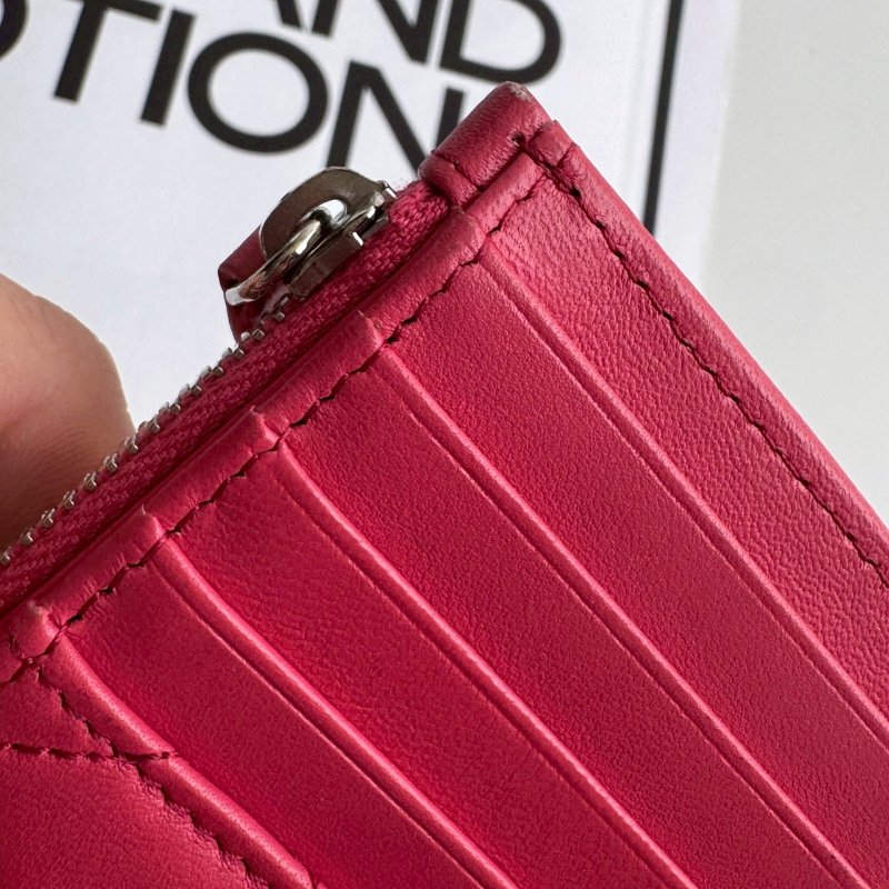 ‼️用過發現超好用 Chanel 粉色菱格銀雙C卡片零錢包-10