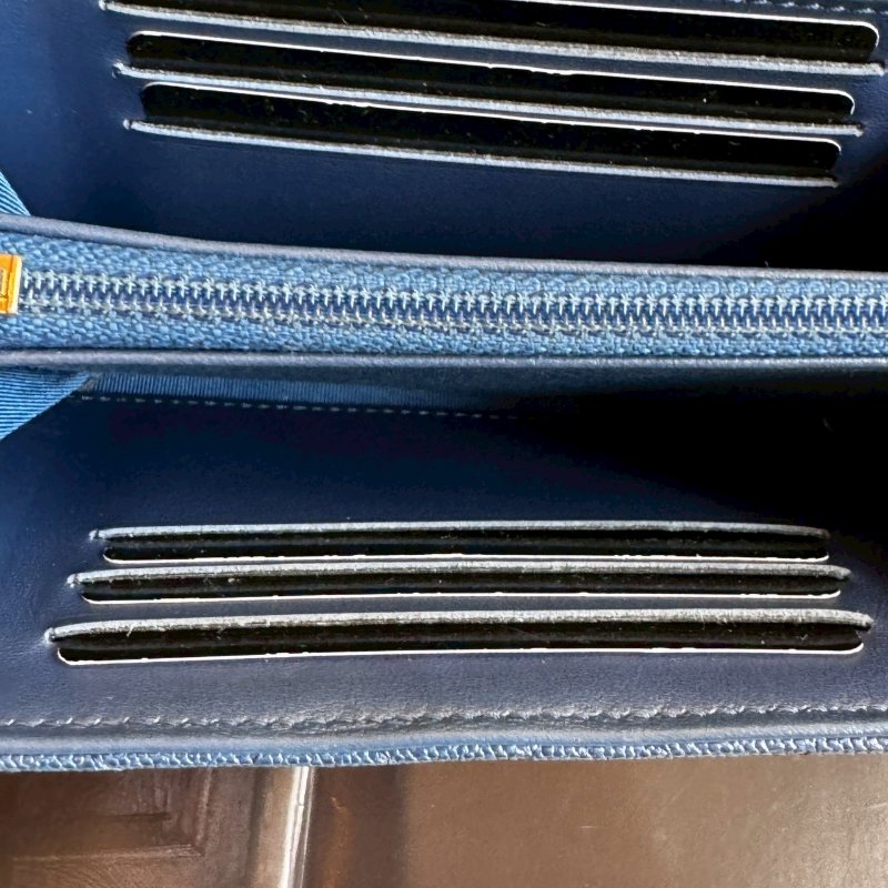 💖超好看的藍 Chanel 珠光寶石藍釦式中夾-12