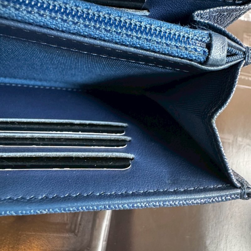 💖超好看的藍 Chanel 珠光寶石藍釦式中夾-16