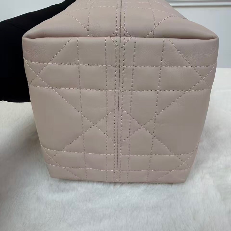 DIOR迪奧 Toujours土著包 胭脂粉色 金扣 牛皮 肩帶款斜挎包 CD Lock 扣環可拆卸肩帶 時尚女士單肩手提包-5
