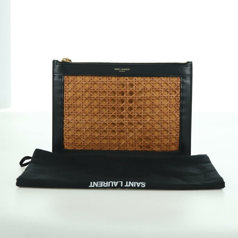 【日本直送】SAINT LAURENT 藤編皮革手拿包 黑色 金色 正品 ki6591M-11