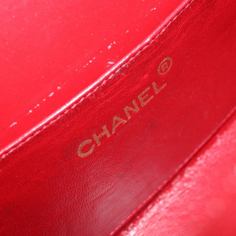 【日本直送】香奈兒 (CHANEL) 絎縫鏈條單肩包，羊皮材質，紅色金色雙C標誌，正品 AMZ168A-18