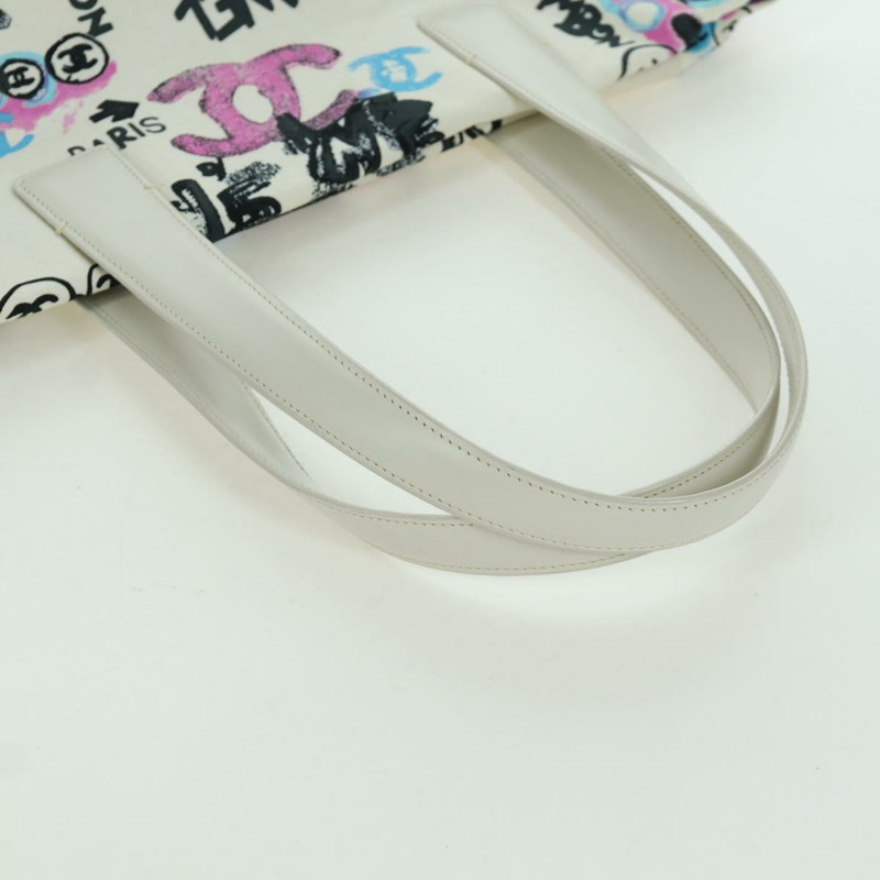 【日本直送】香奈兒新款旅遊系列夏威夷限量版手提包 尼龍材質 白色 銀色 CC 認證 AMZ373V-6